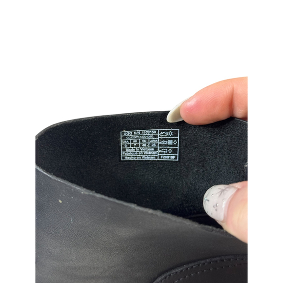 Women's UGG Black Leather Ankle Boots Size 9 - Picture 5 of 9
